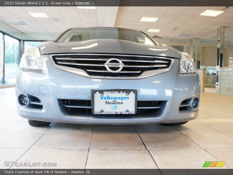 Ocean Gray / Charcoal 2010 Nissan Altima 2.5 S