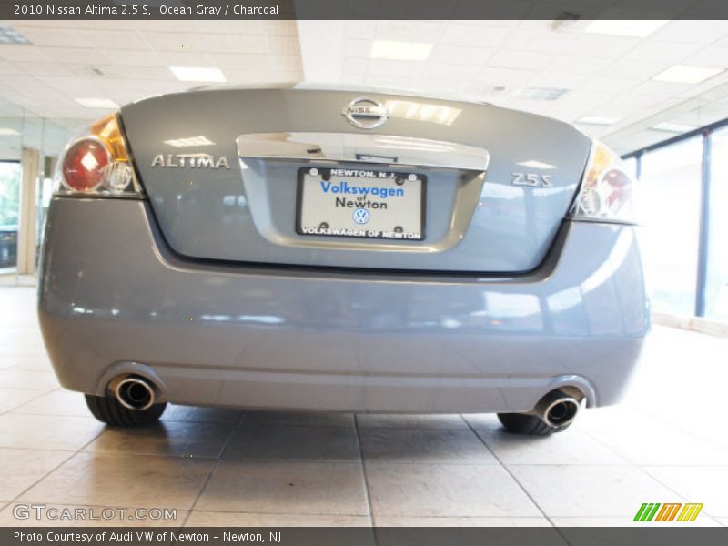 Ocean Gray / Charcoal 2010 Nissan Altima 2.5 S