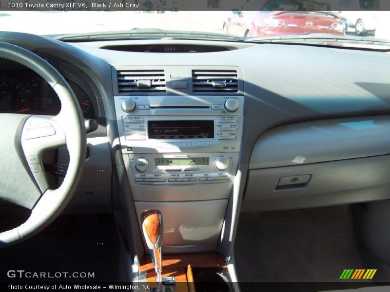 Black / Ash Gray 2010 Toyota Camry XLE V6