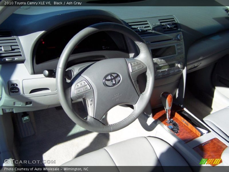 Black / Ash Gray 2010 Toyota Camry XLE V6