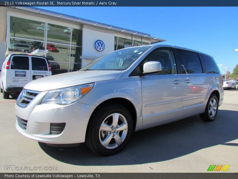 Mercury Silver Metallic / Aero Gray 2010 Volkswagen Routan SE