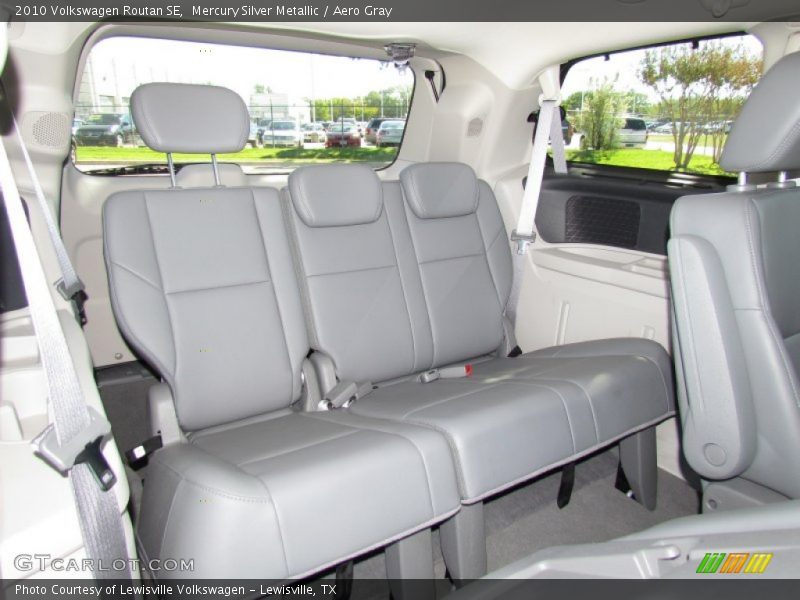 Mercury Silver Metallic / Aero Gray 2010 Volkswagen Routan SE