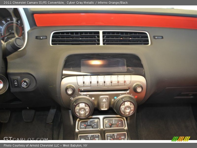 Controls of 2011 Camaro SS/RS Convertible