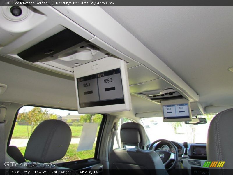 Mercury Silver Metallic / Aero Gray 2010 Volkswagen Routan SE