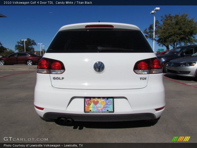 Candy White / Titan Black 2010 Volkswagen Golf 4 Door TDI