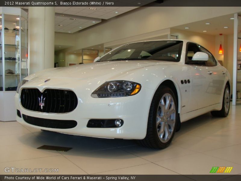 Bianco Eldorado (White) / Nero 2012 Maserati Quattroporte S