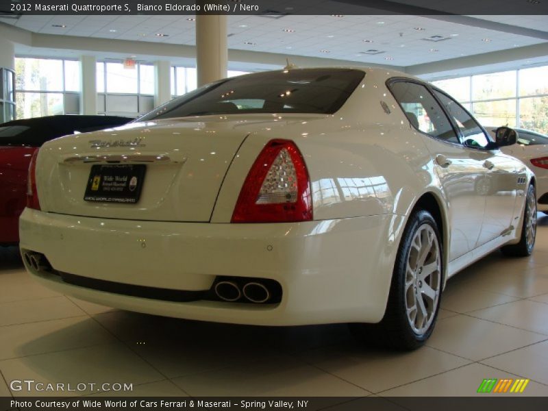 Bianco Eldorado (White) / Nero 2012 Maserati Quattroporte S