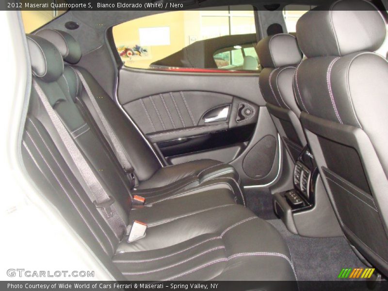  2012 Quattroporte S Nero Interior