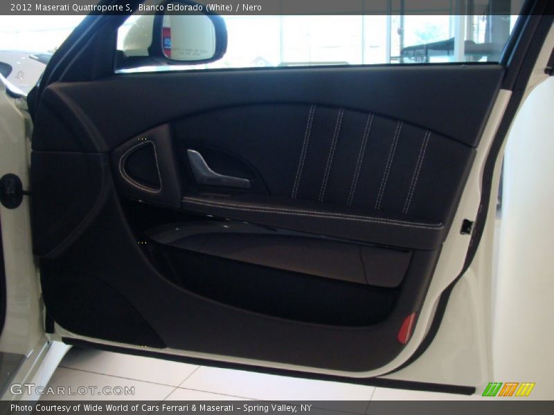 Bianco Eldorado (White) / Nero 2012 Maserati Quattroporte S