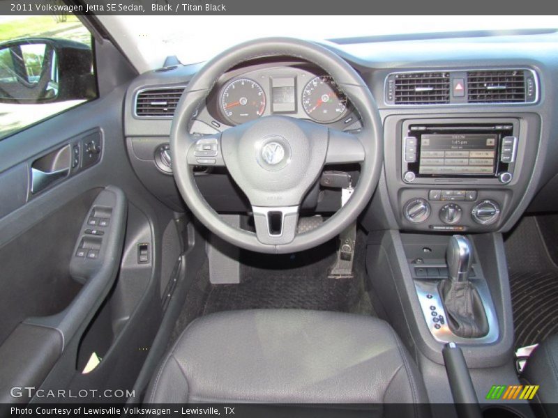 Black / Titan Black 2011 Volkswagen Jetta SE Sedan