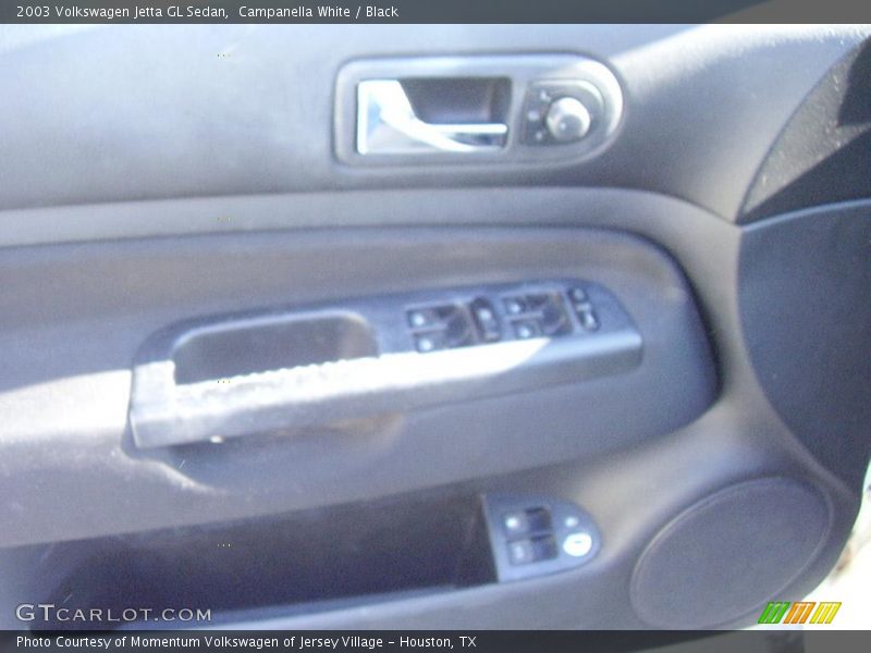 Campanella White / Black 2003 Volkswagen Jetta GL Sedan