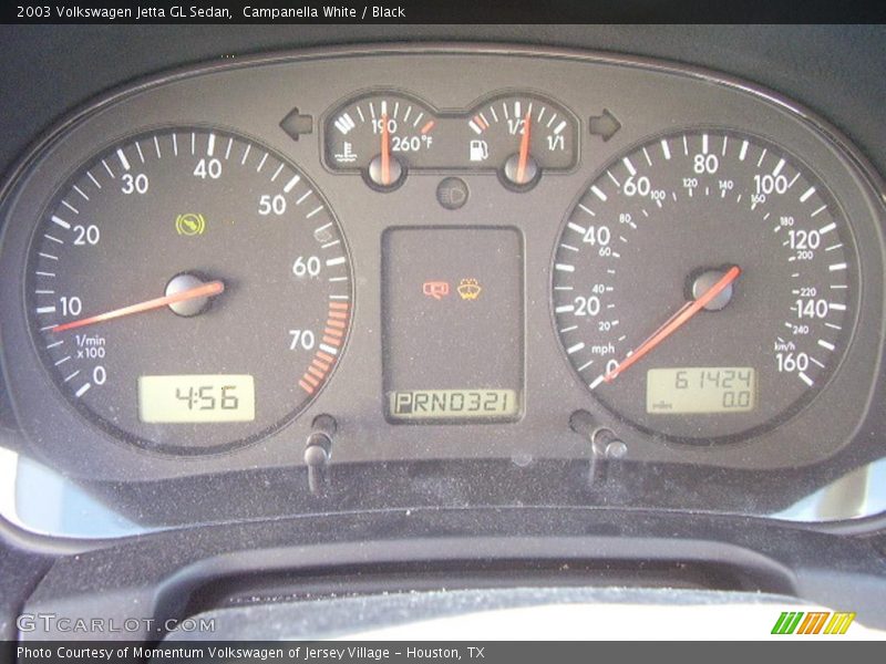 Campanella White / Black 2003 Volkswagen Jetta GL Sedan