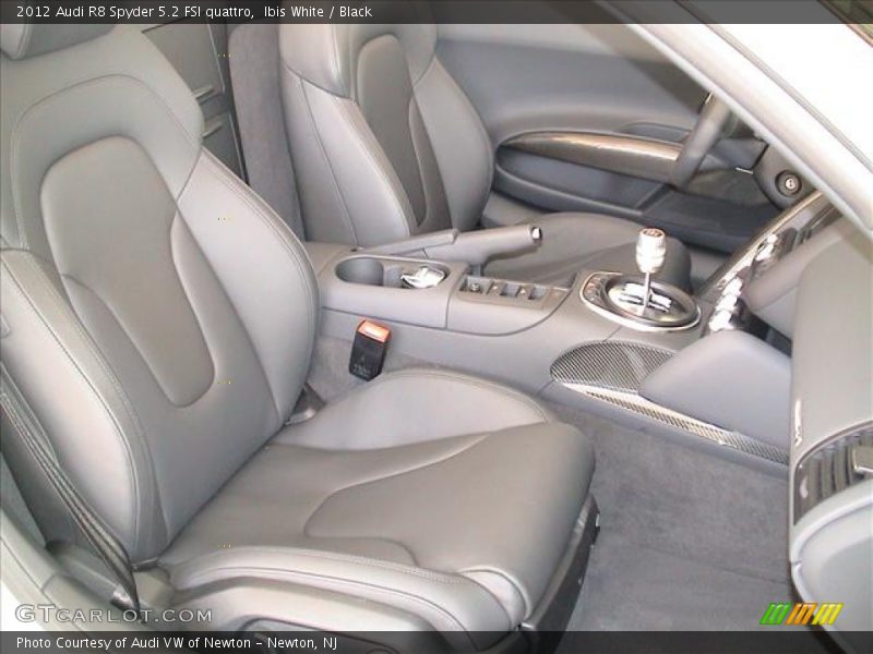  2012 R8 Spyder 5.2 FSI quattro Black Interior