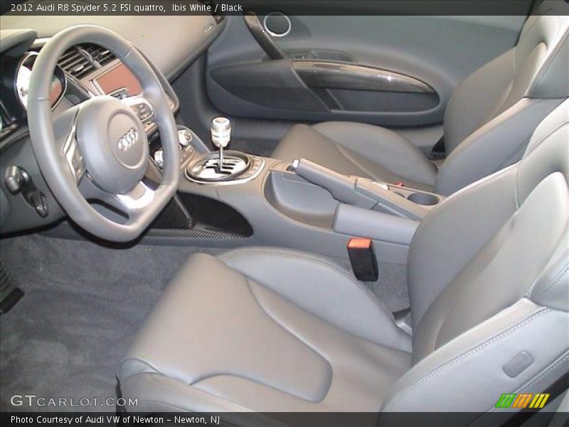  2012 R8 Spyder 5.2 FSI quattro Black Interior