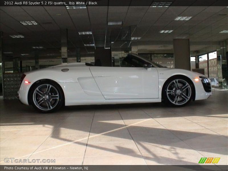 Ibis White / Black 2012 Audi R8 Spyder 5.2 FSI quattro