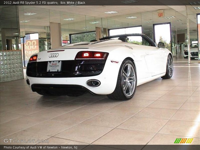 Ibis White / Black 2012 Audi R8 Spyder 5.2 FSI quattro