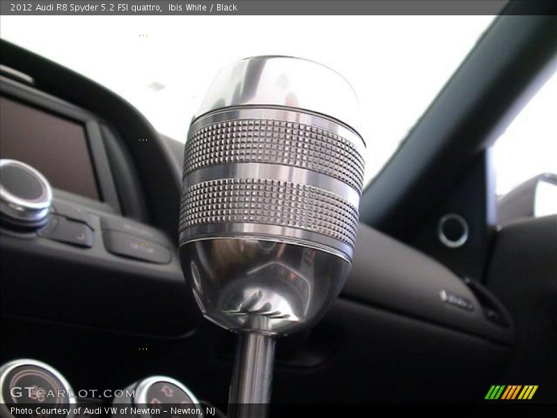  2012 R8 Spyder 5.2 FSI quattro 6 Speed Manual Shifter