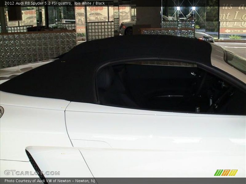 Ibis White / Black 2012 Audi R8 Spyder 5.2 FSI quattro
