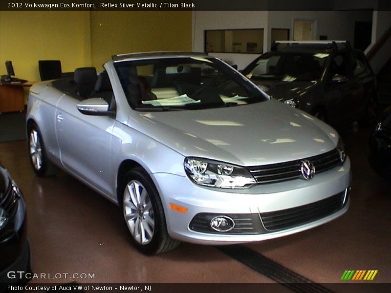 Reflex Silver Metallic / Titan Black 2012 Volkswagen Eos Komfort