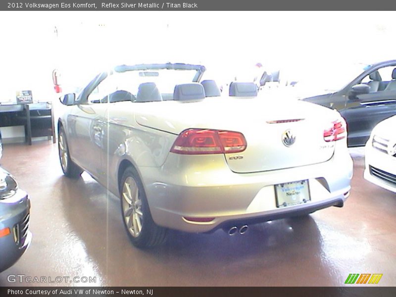 Reflex Silver Metallic / Titan Black 2012 Volkswagen Eos Komfort