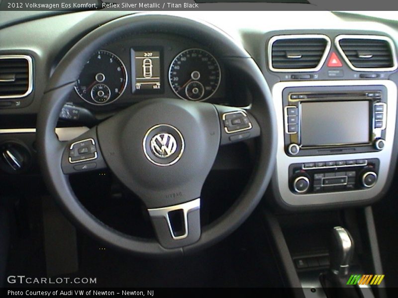 Reflex Silver Metallic / Titan Black 2012 Volkswagen Eos Komfort