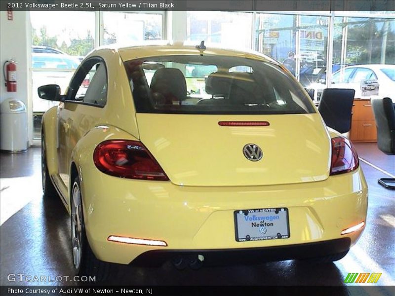 Saturn Yellow / Titan Black 2012 Volkswagen Beetle 2.5L