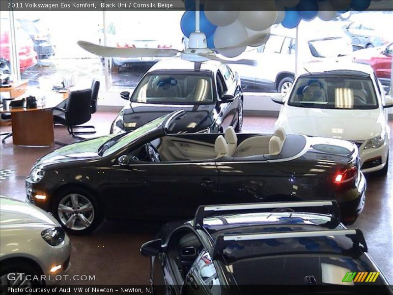 Black Uni / Cornsilk Beige 2011 Volkswagen Eos Komfort
