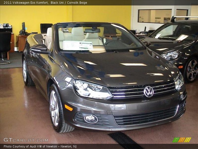 Black Uni / Cornsilk Beige 2011 Volkswagen Eos Komfort