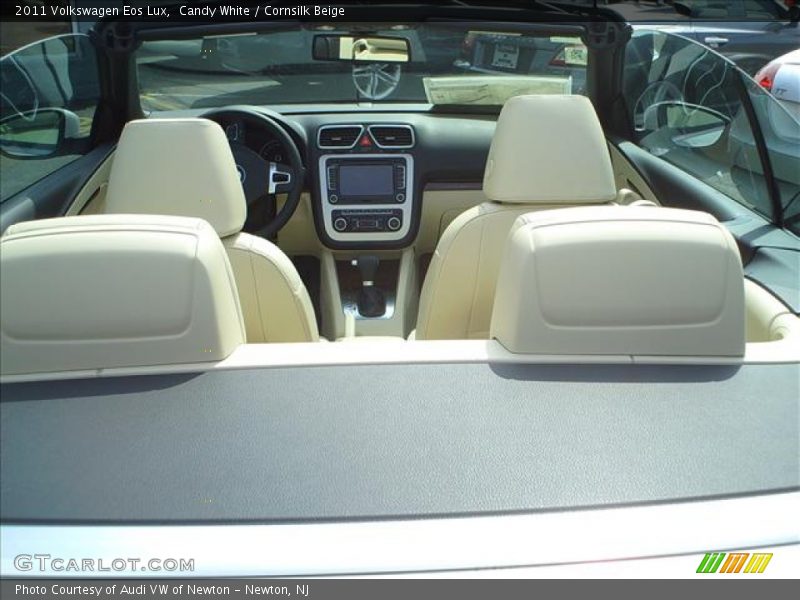 Candy White / Cornsilk Beige 2011 Volkswagen Eos Lux