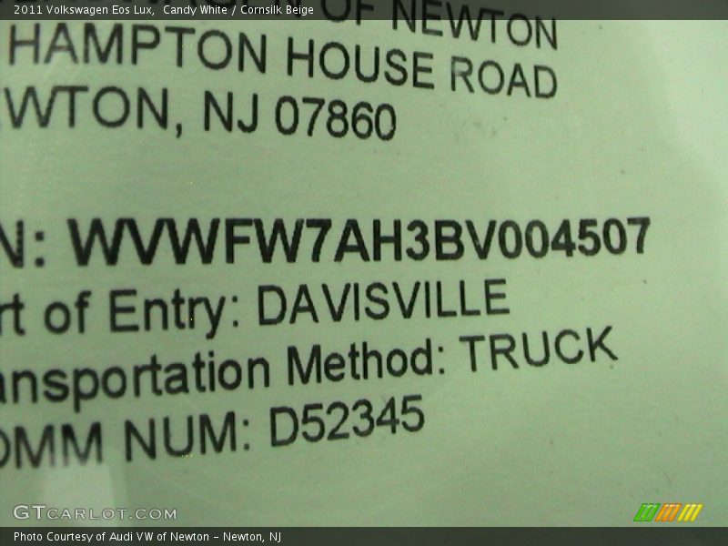 Candy White / Cornsilk Beige 2011 Volkswagen Eos Lux