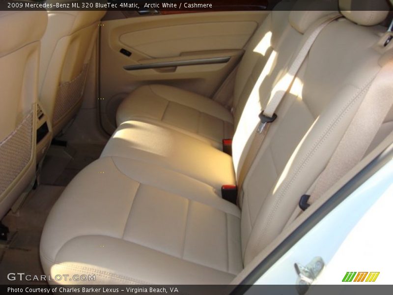 Arctic White / Cashmere 2009 Mercedes-Benz ML 320 BlueTec 4Matic