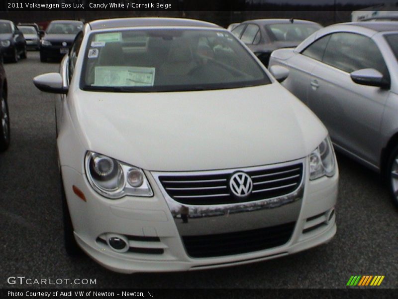 Candy White / Cornsilk Beige 2011 Volkswagen Eos Lux