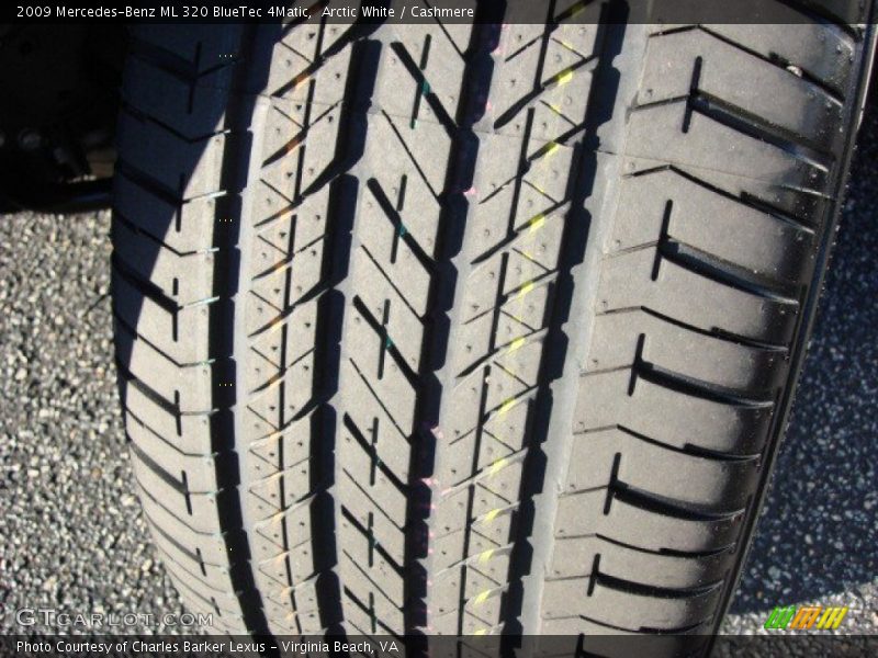 Arctic White / Cashmere 2009 Mercedes-Benz ML 320 BlueTec 4Matic