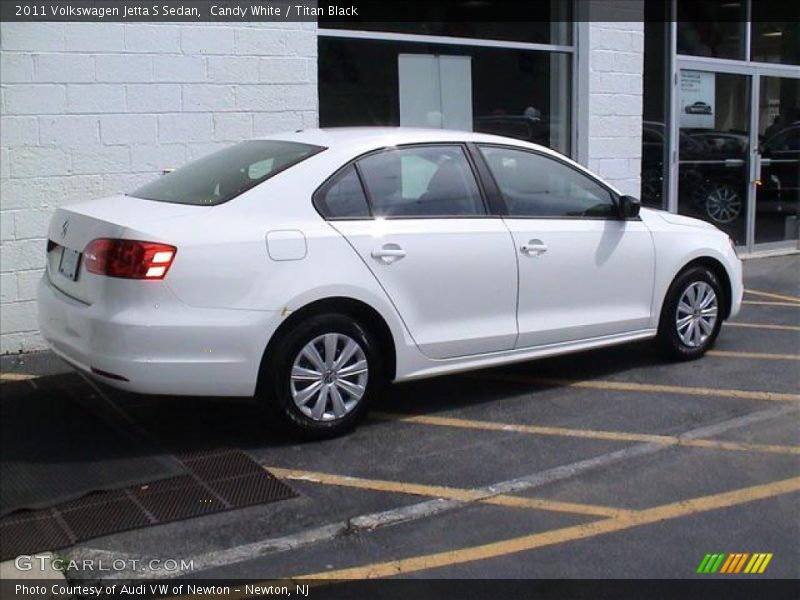 Candy White / Titan Black 2011 Volkswagen Jetta S Sedan