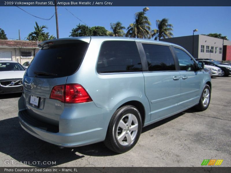 Antigua Blue Metallic / Aero Grey 2009 Volkswagen Routan SEL