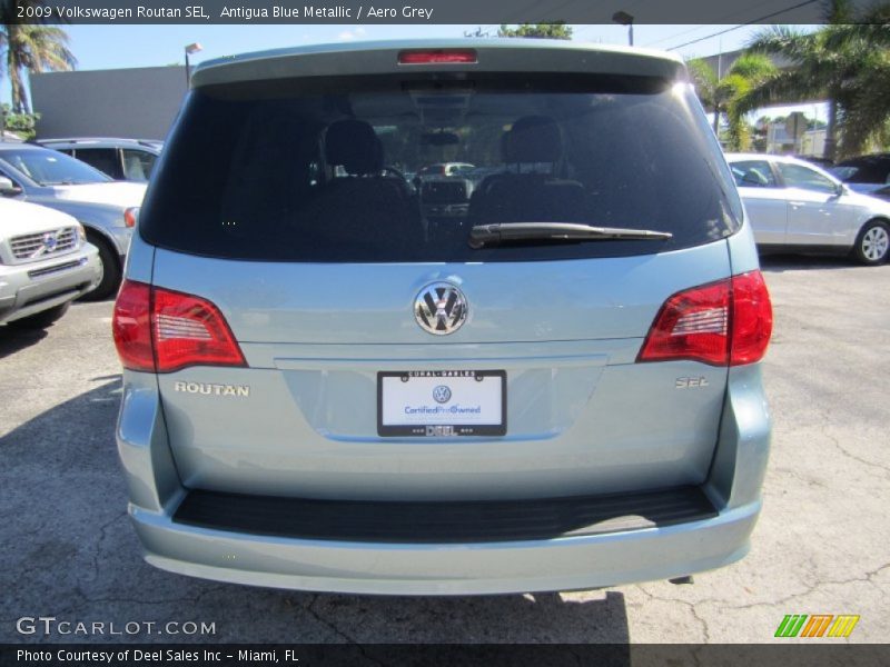 Antigua Blue Metallic / Aero Grey 2009 Volkswagen Routan SEL