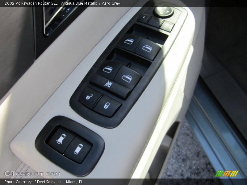 Antigua Blue Metallic / Aero Grey 2009 Volkswagen Routan SEL