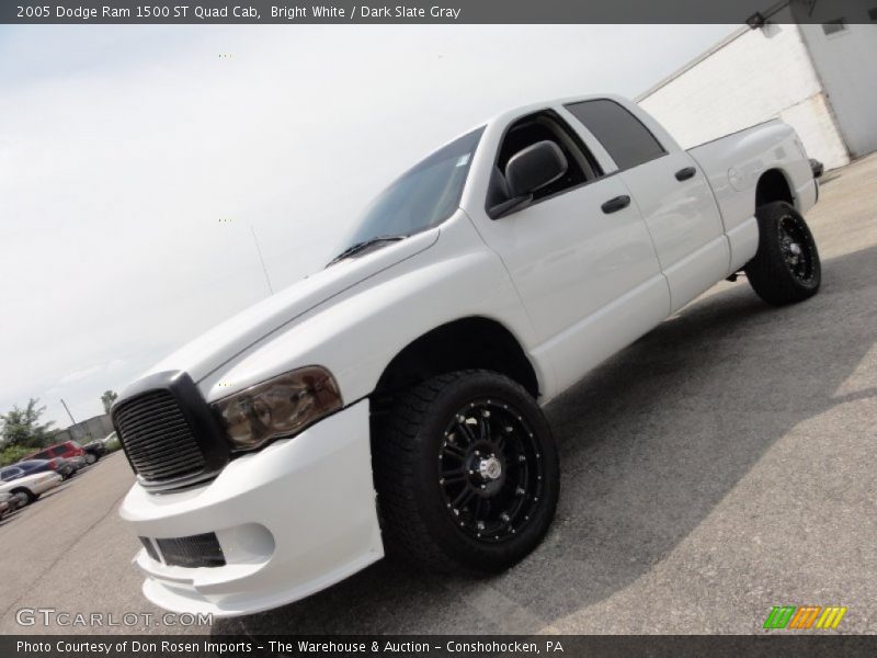 Bright White / Dark Slate Gray 2005 Dodge Ram 1500 ST Quad Cab