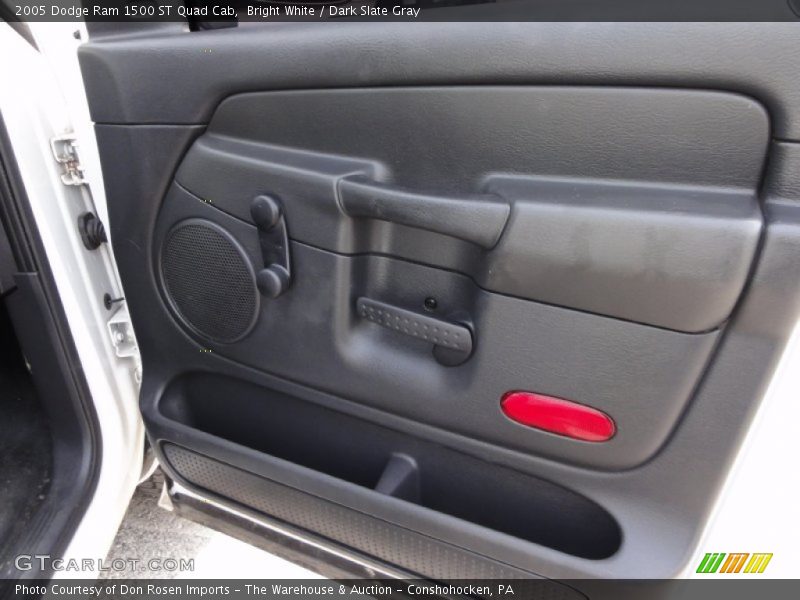 Bright White / Dark Slate Gray 2005 Dodge Ram 1500 ST Quad Cab