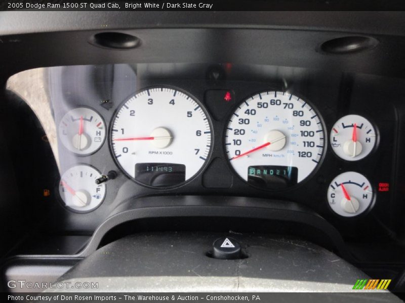 Bright White / Dark Slate Gray 2005 Dodge Ram 1500 ST Quad Cab