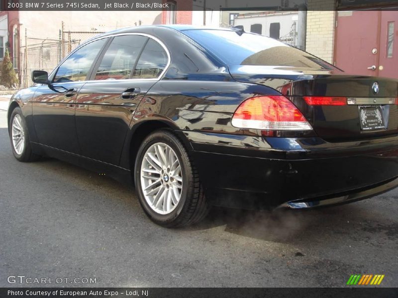 Jet Black / Black/Black 2003 BMW 7 Series 745i Sedan