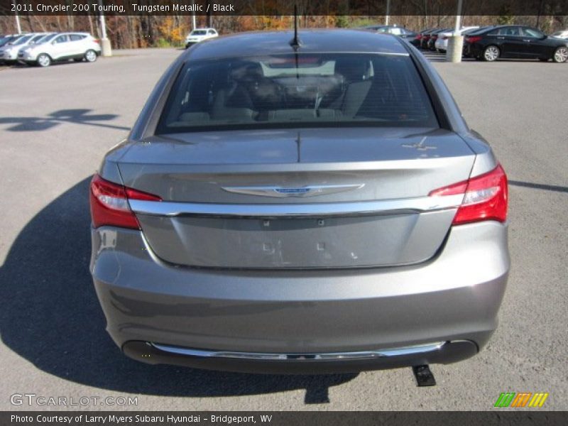 Tungsten Metallic / Black 2011 Chrysler 200 Touring