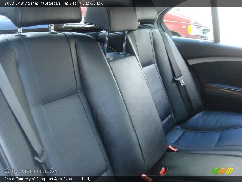 Jet Black / Black/Black 2003 BMW 7 Series 745i Sedan