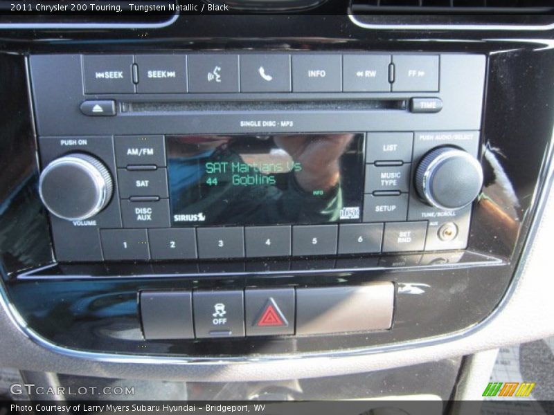 Tungsten Metallic / Black 2011 Chrysler 200 Touring