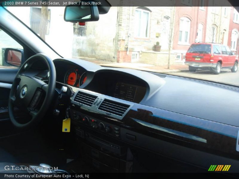 Jet Black / Black/Black 2003 BMW 7 Series 745i Sedan