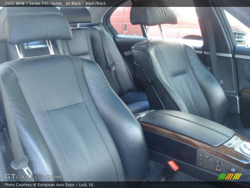 Jet Black / Black/Black 2003 BMW 7 Series 745i Sedan