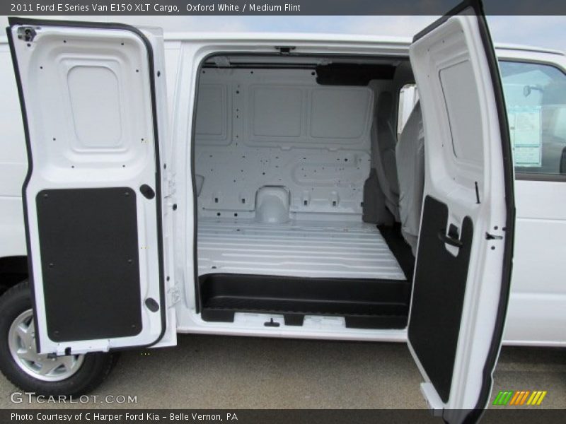 Oxford White / Medium Flint 2011 Ford E Series Van E150 XLT Cargo