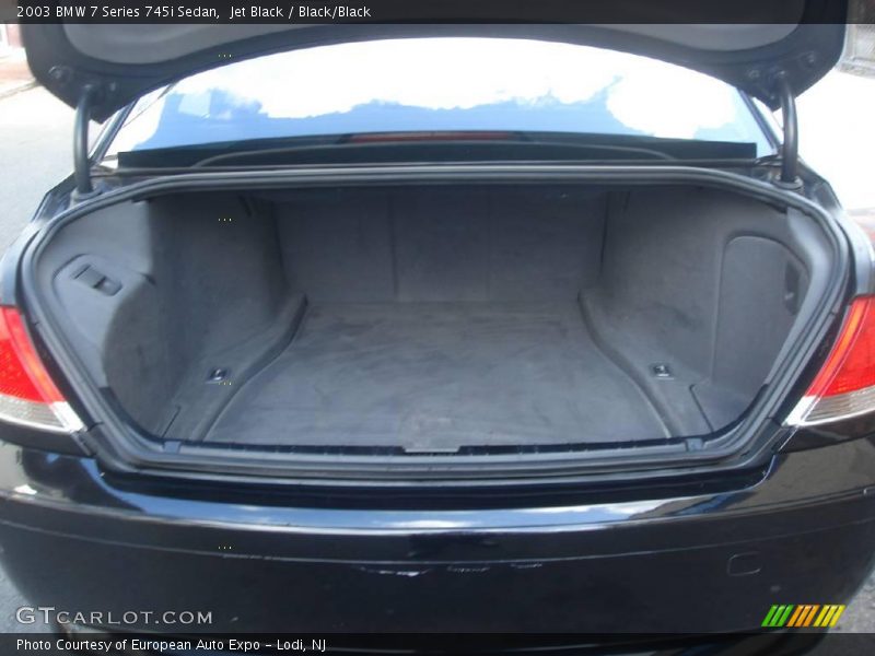 Jet Black / Black/Black 2003 BMW 7 Series 745i Sedan