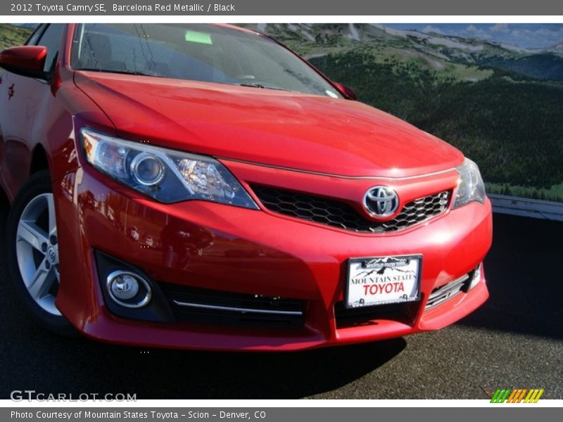 Barcelona Red Metallic / Black 2012 Toyota Camry SE