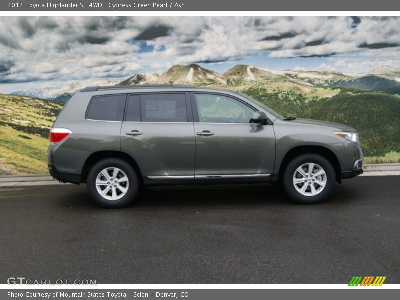 Cypress Green Pearl / Ash 2012 Toyota Highlander SE 4WD